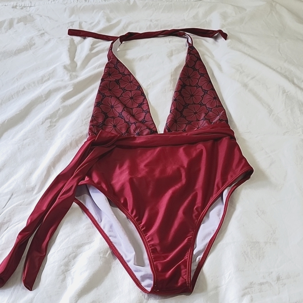 One Piece Swim Suit Women's Size XL